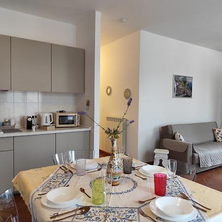 La Casa Di Giada, Appartamento In Villetta Con Aria Condizionata, Wi-Fi E Parcheggio Gratuito Poggi Exteriér fotografie